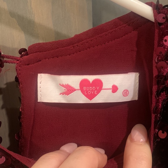 Buddy Love XS burgundy sequin top - Picture 2 of 4